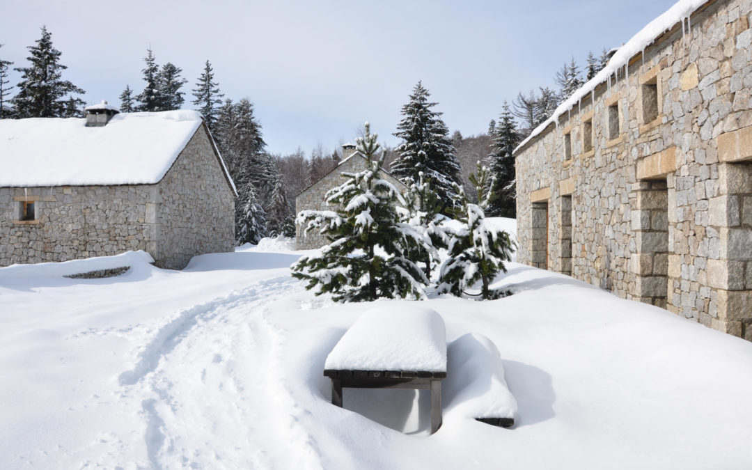 Première neige au Mas de la Barque